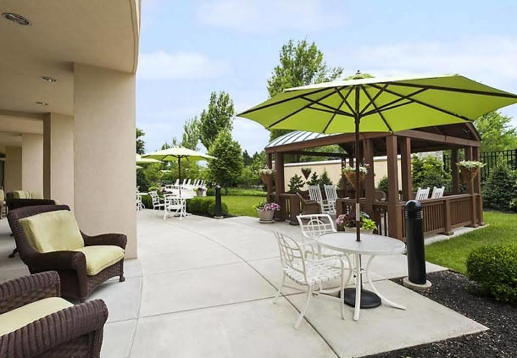 Courtyard Lancaster Hotel Fertility Ngoại thất bức ảnh